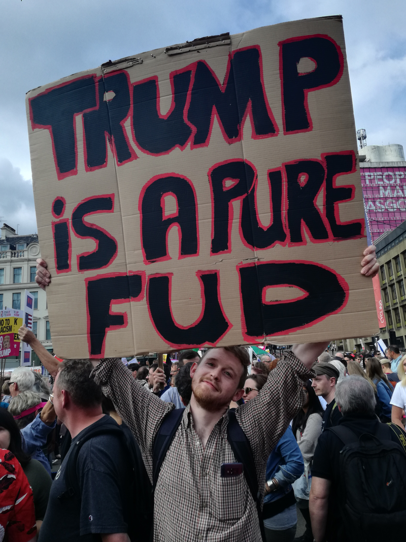 Illustration for article titled Scottish anti-Trump photo dump (long and comprehensive!)
